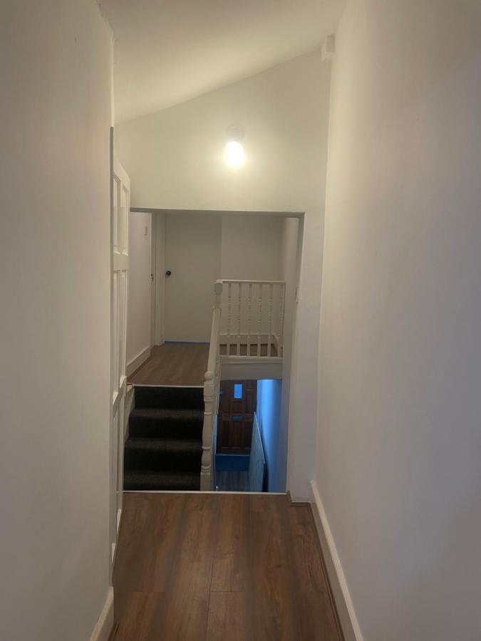 147 Knapp Road House Londen Buitenkant foto