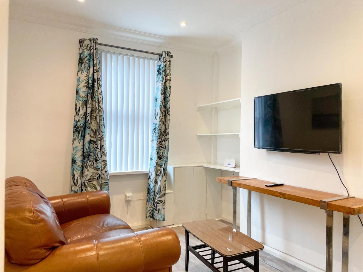 147 Knapp Road House Londen Buitenkant foto