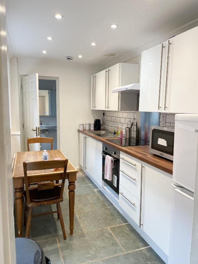 147 Knapp Road House Londen Buitenkant foto